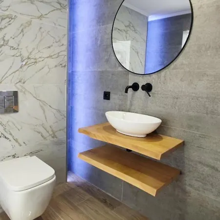 The View House Вилла