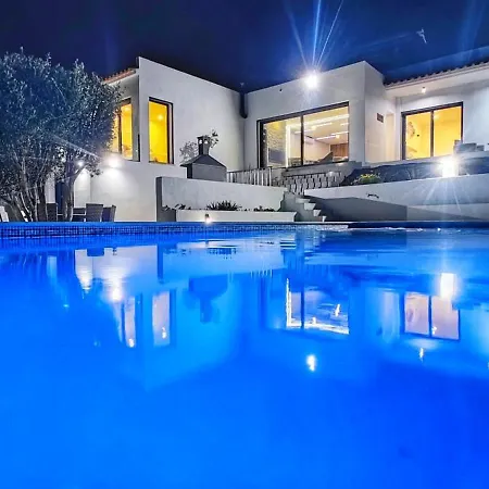 The View House *